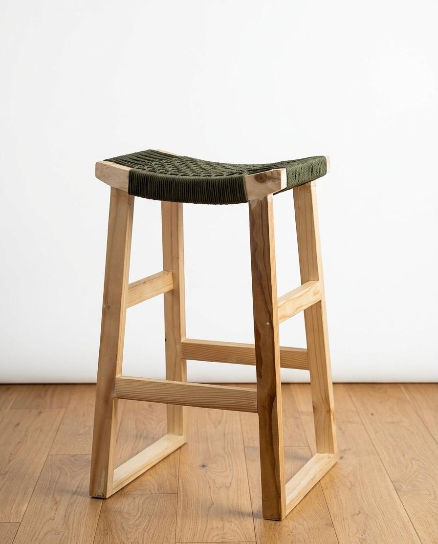 Ntinti Bar Stools