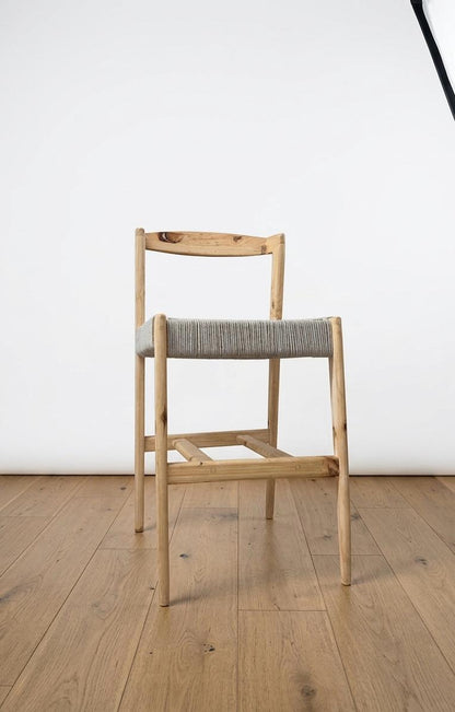 Ntinti Bar Stool